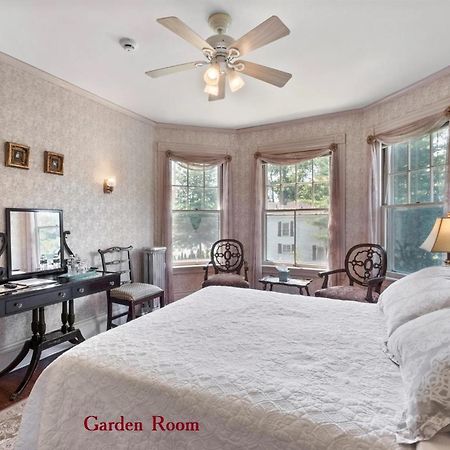 Wainwright Inn Great Barrington Esterno foto