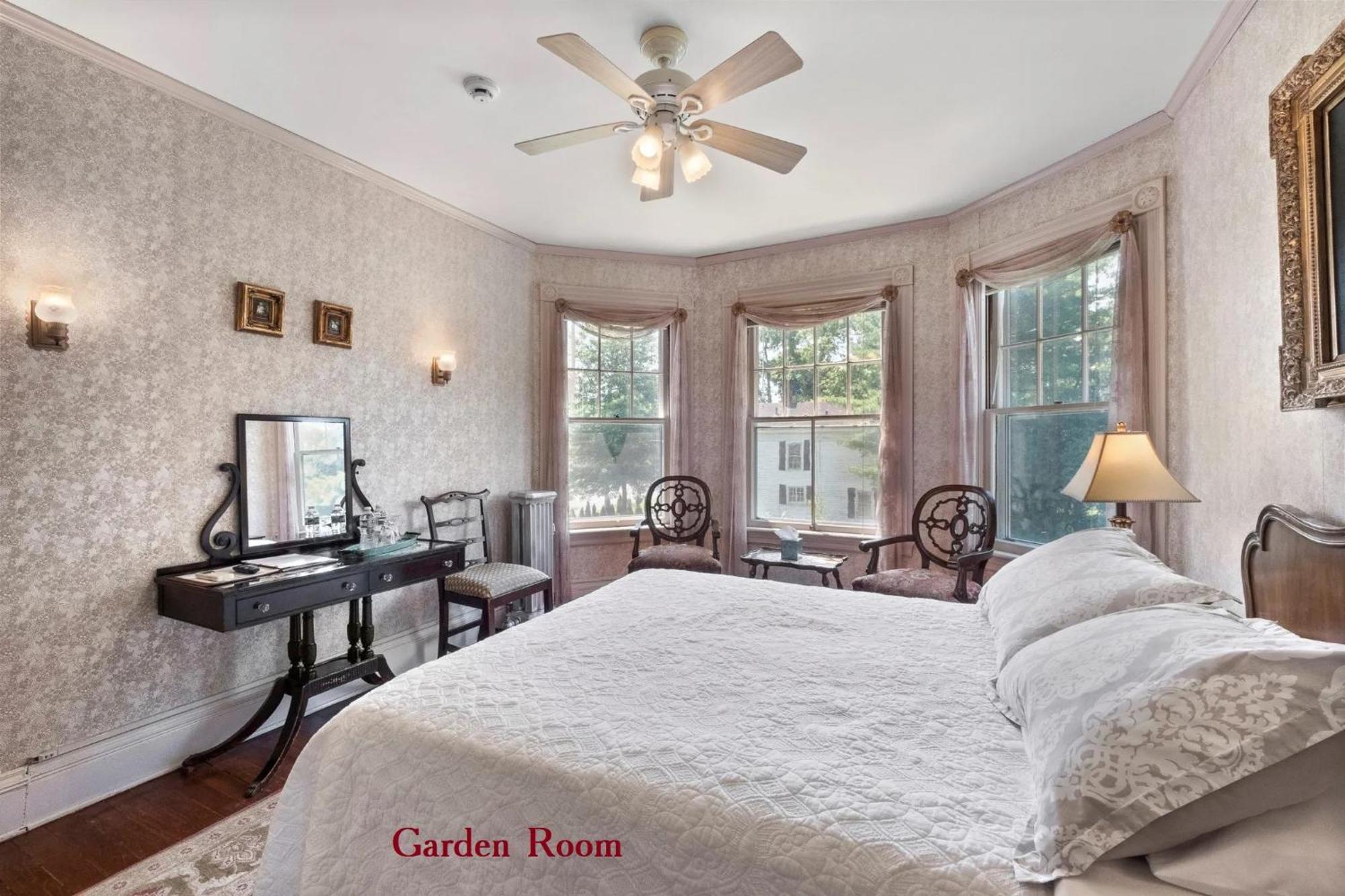 Wainwright Inn Great Barrington Esterno foto