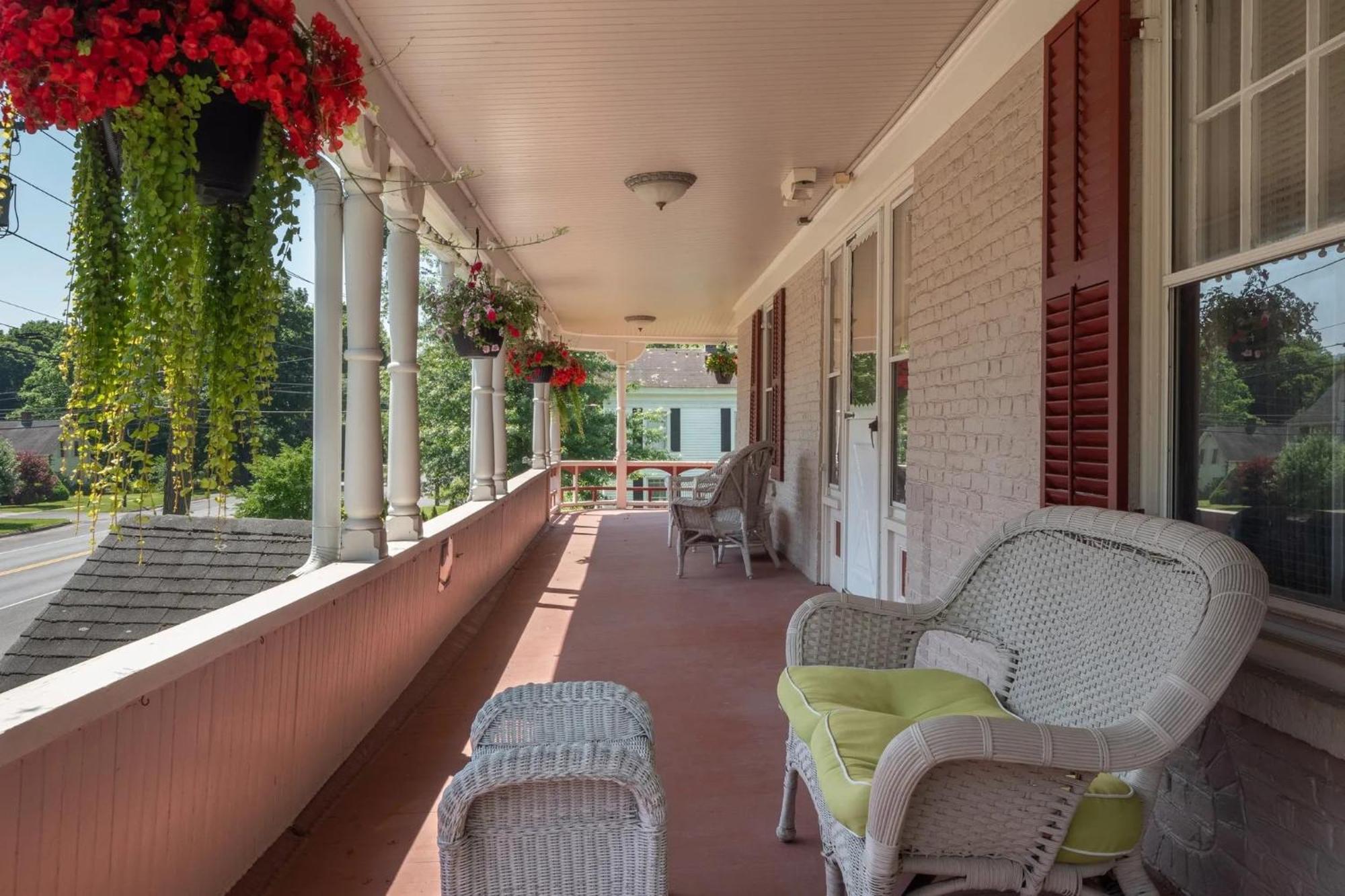 Wainwright Inn Great Barrington Esterno foto