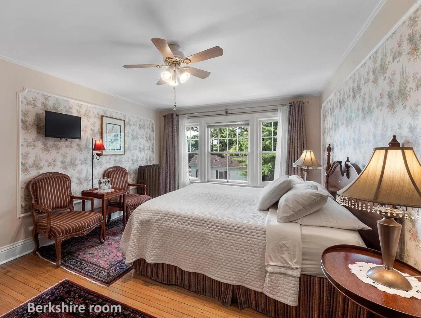Wainwright Inn Great Barrington Esterno foto